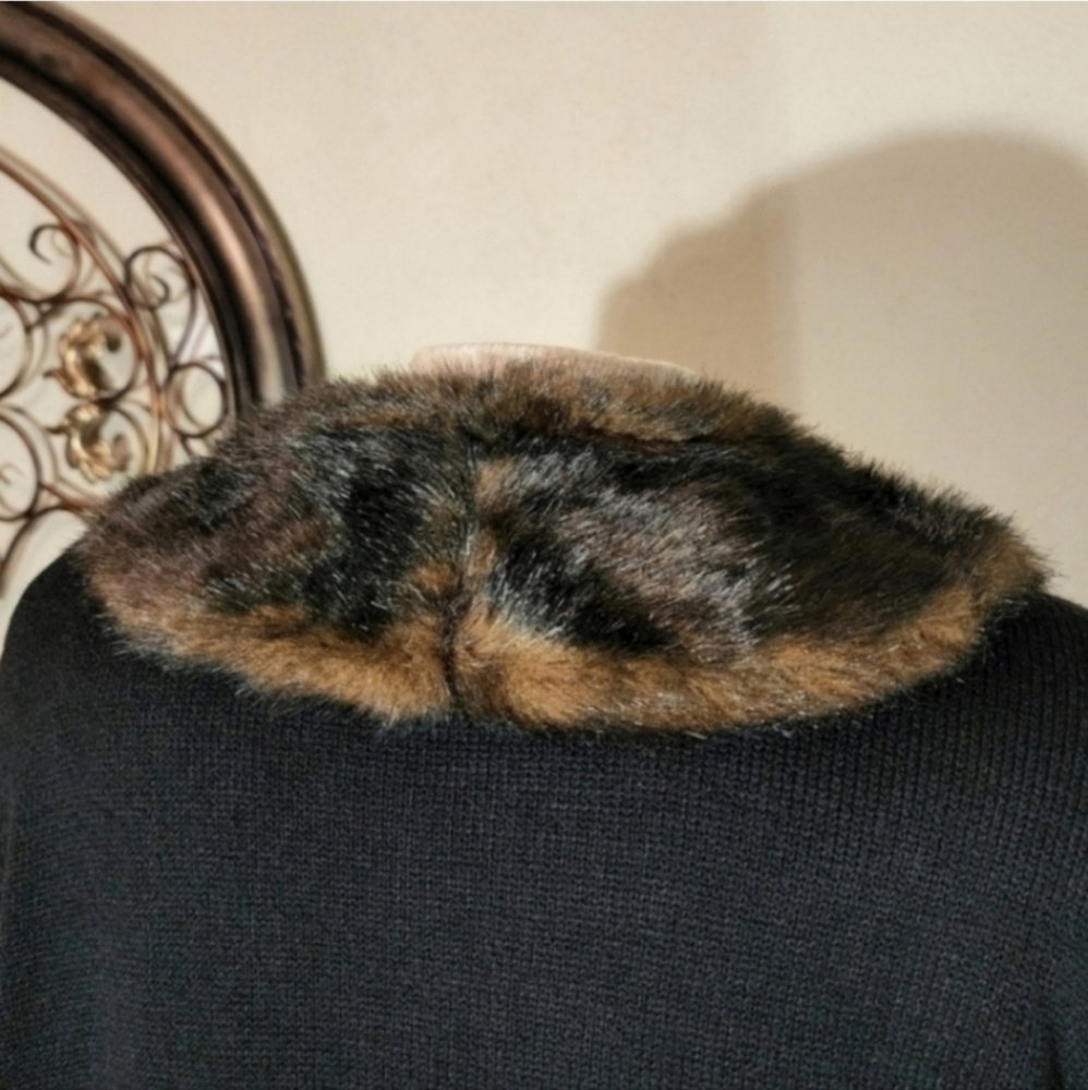 Kathie Lee Faux Cardigan Vintage Faux Fur Collar Sleeveless Knit Brown Size M… - Picture 9 of 17
